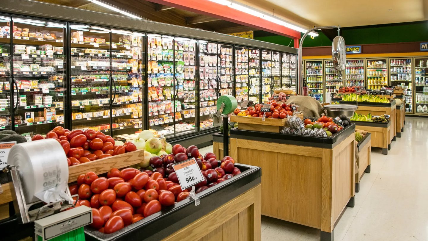 Use the FIFO method to avoid spoilage and food safety issues | IT Retail