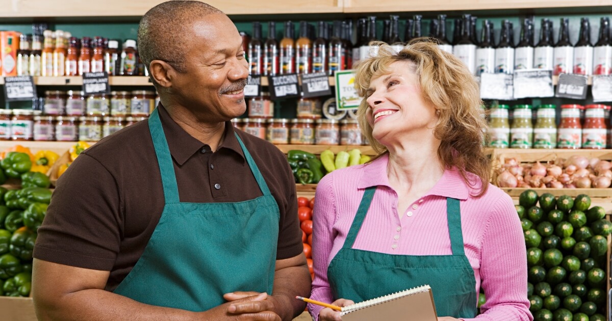 5 Simple Ways for Grocery Stores To Retain Employees