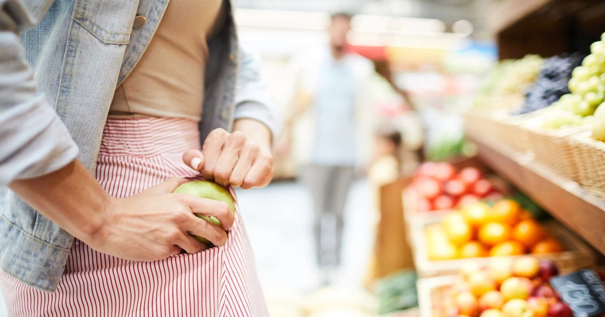 What Is Organized Retail Theft? 6 Grocery Store Tips